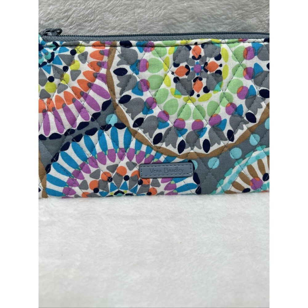Vera Bradley RFID Tech Wristlet - Sunny Medallion Print Wallet Purse - Picture 2 of 8